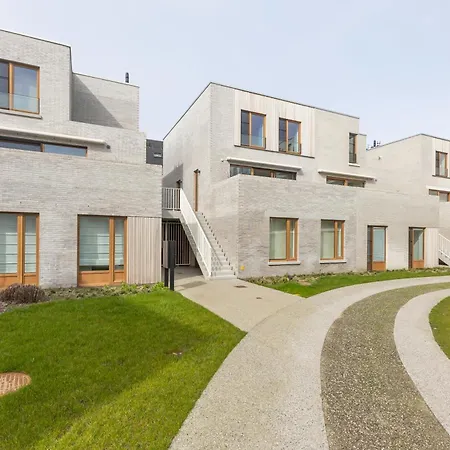 Lecomte - Rose D'ivry-3 Bedroom W Free Parking Garage - Large Terrace - Quiet Area & Walking Distance From The Sea! 223 Appartement *