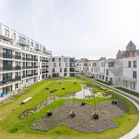 Διαμέρισμα Lecomte - Rose D'ivry-3 Bedroom W Free Parking Garage - Large Terrace - Quiet Area & Walking Distance From The Sea! 223 *