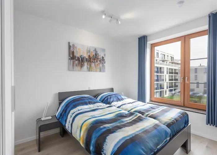 Lecomte - Rose D'ivry-3 Bedroom W Free Parking Garage - Large Terrace - Quiet Area & Walking Distance From The Sea! 223